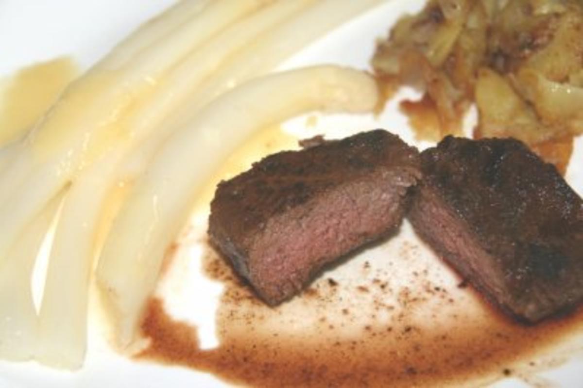 Rind: Honig-Steak mit Spargel und gebratenen Kartoffeln - Rezept - Bild Nr. 9