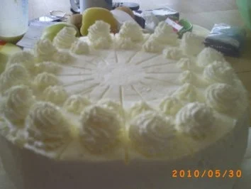 Torten: Erdbeer-Käsesahnetorte - zum französischen Muttertag "Fete de Maman" - Rezept - Bild Nr. 9