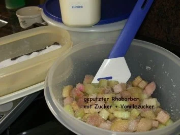 Rezept: Muffin: RHABARBER - STREUSEL Bild Nr. 2 Muffin: RHABARBER - STREUSEL - Rezept - Bild Nr. 2