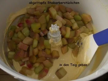 Rezept: Muffin: RHABARBER - STREUSEL Bild Nr. 5 Muffin: RHABARBER - STREUSEL - Rezept - Bild Nr. 5