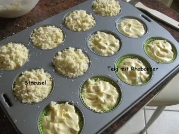 Rezept: Muffin: RHABARBER - STREUSEL Bild Nr. 8 Muffin: RHABARBER - STREUSEL - Rezept - Bild Nr. 8