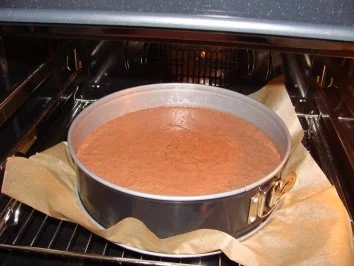 Rezept: Schokoladen-Tortenboden Bild Nr. 4 Schokoladen-Tortenboden - Rezept - Bild Nr. 4