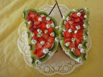 Rezept: Eine Schmetterlingstorte!!!! Eine Schmetterlingstorte!!!! - Rezept