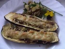 Zucchini mit Champignonfüllung - Rezept