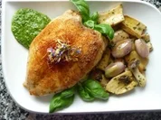 Hähnchenbrust mit Kräuterseitlingen und Schalotten an Babyspinat-Pesto - Rezept