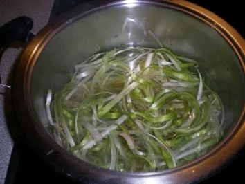 Rezept: grüne Spargel Suppe Bild Nr. 2 grüne Spargel Suppe - Rezept - Bild Nr. 2