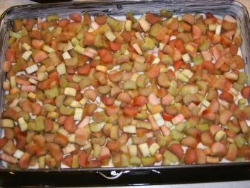 Rezept: Rhabarberstreuselkuchen Rhabarberstreuselkuchen - Rezept