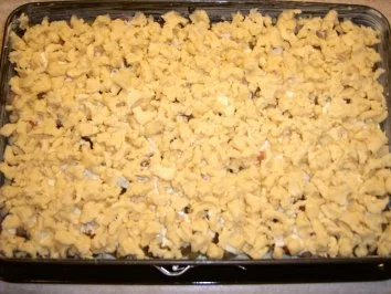 Rezept: Rhabarberstreuselkuchen Bild Nr. 4 Rhabarberstreuselkuchen - Rezept - Bild Nr. 4