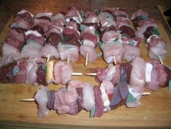 Rezept: Spiedini misti spoletini (gemischte Fleischspieße aus Spoleto) Bild Nr. 6 Spiedini misti spoletini (gemischte Fleischspieße aus Spoleto) - Rezept - Bild Nr. 6