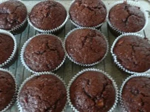 Rezept: Fluffige Schoko-Bananen-Muffins Fluffige Schoko-Bananen-Muffins - Rezept