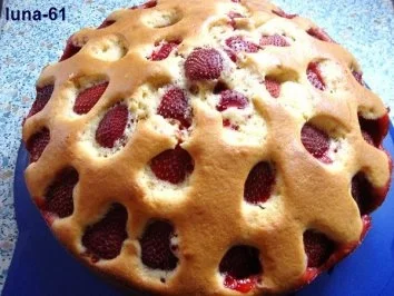 FRUCHTZWERGEKUCHEN MIT ERDBEEREN - Rezept - Bild Nr. 5