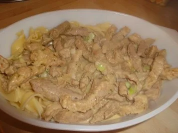 Schwein, Nudeln, Schafskäse im Auflauf - Rezept - Bild Nr. 6