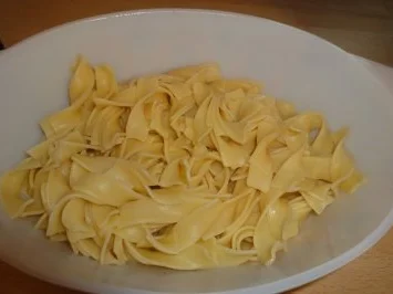 Schwein, Nudeln, Schafskäse im Auflauf - Rezept - Bild Nr. 5