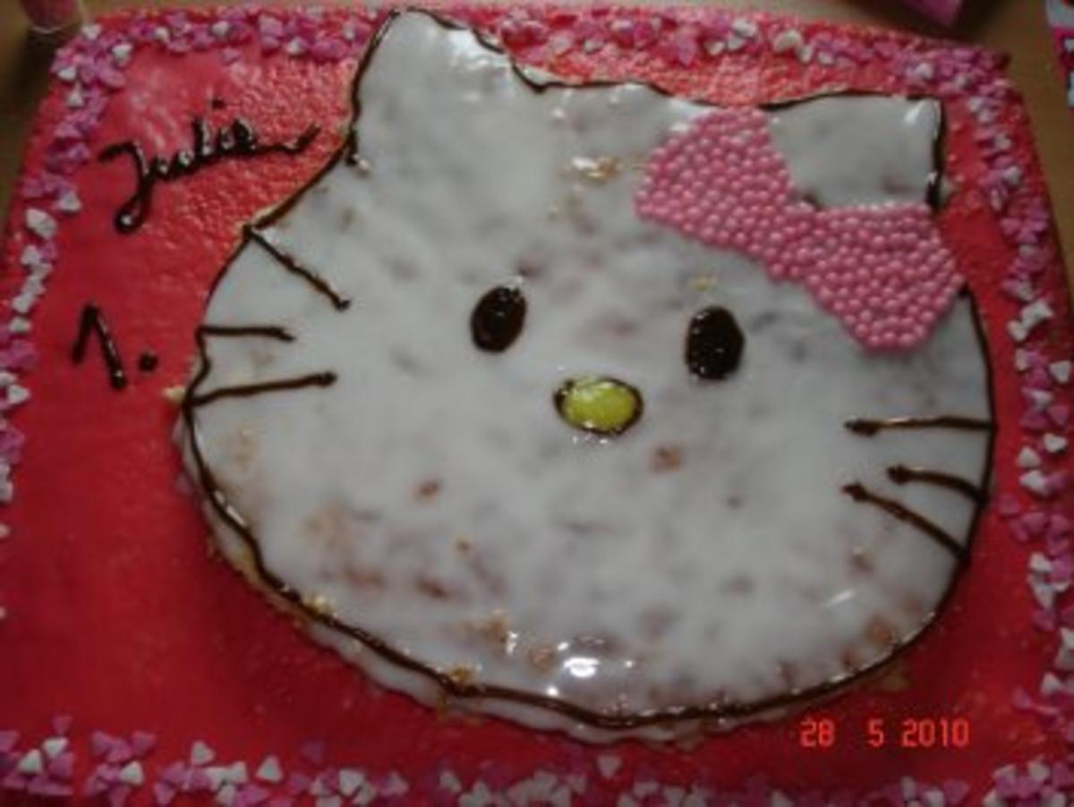 Bilder für Hello Kitty Geburtstagskuchen - Rezept