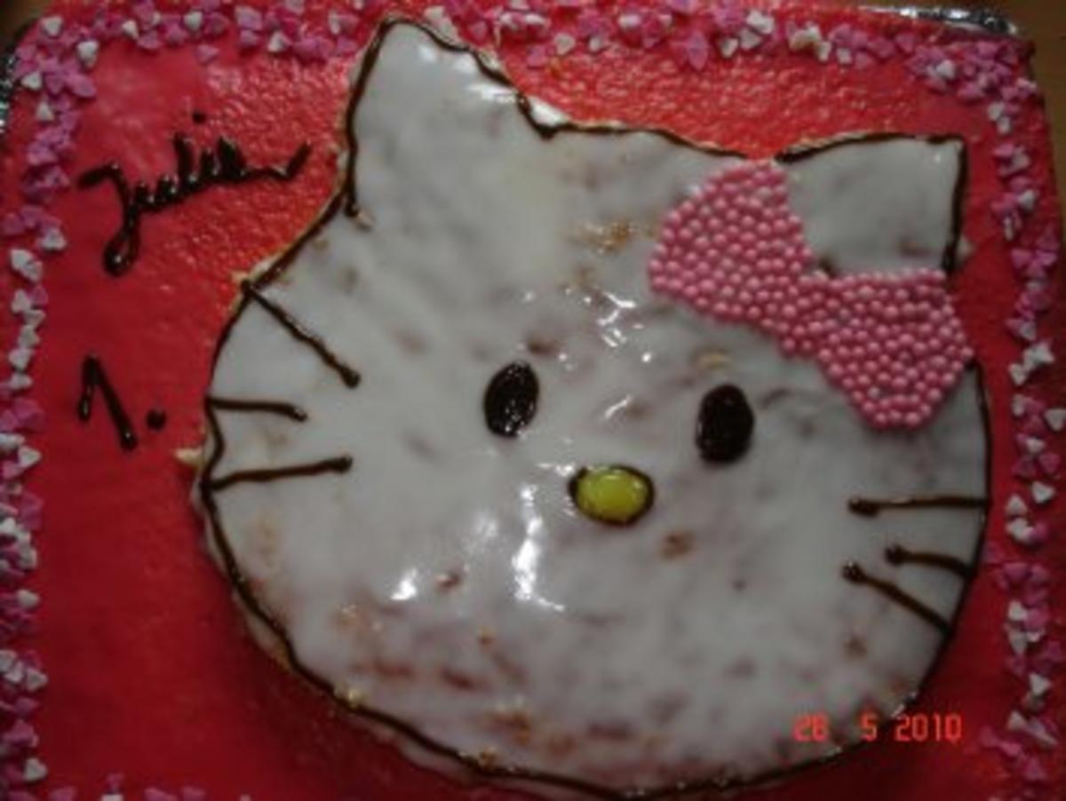 Hello Kitty Geburtstagskuchen - Rezept - Bild Nr. 2
