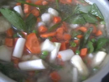 Rezept: Gemüsesüppchen Bild Nr. 4 Gemüsesüppchen - Rezept - Bild Nr. 4