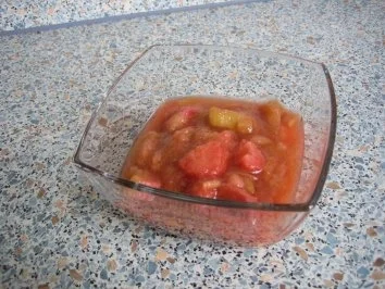 Rezept: Erdbeer-Rhabarber-Kompott Bild Nr. 2 Erdbeer-Rhabarber-Kompott - Rezept - Bild Nr. 2