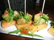 TAPAS/FISCH:Langostinos mit Melone und Spargel - Rezept