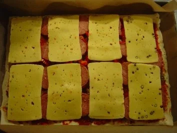 Pizza - Salami auf Blätterteig - Rezept - Bild Nr. 5