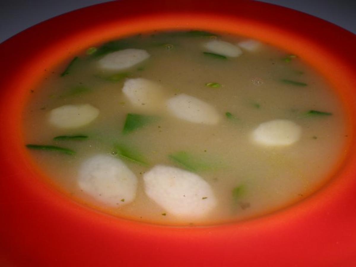 Bilder für Königinnensuppe - Rezept