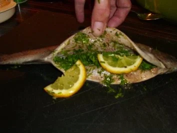 Rezept: Forelle gebraten mit Petersilienkartoffeln und Zitronenbutter Bild Nr. 3 Forelle gebraten mit Petersilienkartoffeln und Zitronenbutter - Rezept - Bild Nr. 3