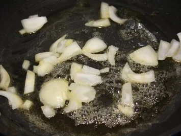 Butterkartoffel-Pfanne mit Zwiebel an Quark und Leinöl - Rezept - Bild Nr. 3