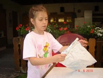 Rezept: Snack : Schinken-Stockbrot Bild Nr. 4 Snack : Schinken-Stockbrot - Rezept - Bild Nr. 4