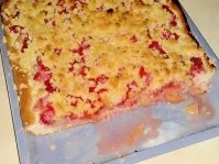 Rezept: Erdbeer-Rhabarber-Schnitten Bild Nr. 2 Erdbeer-Rhabarber-Schnitten - Rezept - Bild Nr. 2