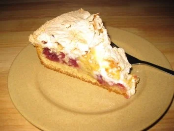 Kirschkuchen mit Baiserhäubchen - Rezept - Bild Nr. 2