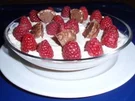 Rezept: Mascarpone-Creme mit frischen Himbeeren Mascarpone-Creme mit frischen Himbeeren - Rezept