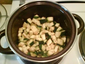 Rezept: Fleisch: Minutensteak mit Zucchinigemüse Bild Nr. 6 Fleisch: Minutensteak mit Zucchinigemüse - Rezept - Bild Nr. 6