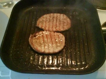 Rezept: Fleisch: Minutensteak mit Zucchinigemüse Bild Nr. 7 Fleisch: Minutensteak mit Zucchinigemüse - Rezept - Bild Nr. 7