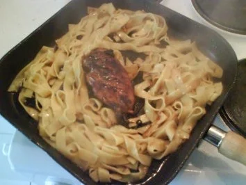 Geflügel: Hähnchenbrustfilet mit Curry-Ananas-Bandnudeln - Rezept - Bild Nr. 6