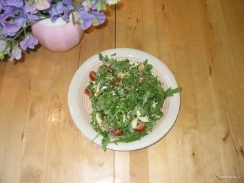 Sommerlicher Schnittlauch Raukesalat - Rezept