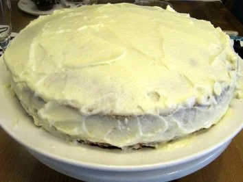 Amerikanischer Carrot Cake mit Frischkäse-Überzug - Rezept - Bild Nr. 3