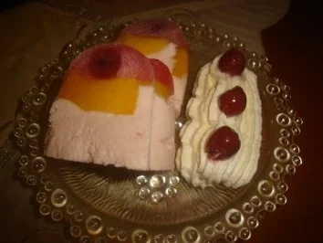 KIRSCHE TRIFFT AUF PFIRSICH ( MOUSSE ) - Rezept - Bild Nr. 6