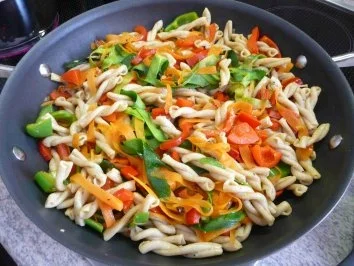 Pfannengerichte - Nudelpfanne - Rezept - Bild Nr. 2