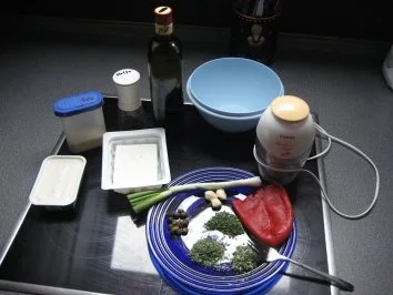 Brotaufstrich alla Eddy,Frischkäse,Schafskäse,Paprika,Kapern,Kräuter,Knoblauch mal einfach - Rezept - Bild Nr. 2