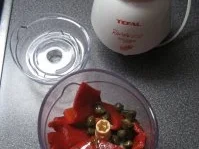 Brotaufstrich alla Eddy,Frischkäse,Schafskäse,Paprika,Kapern,Kräuter,Knoblauch mal einfach - Rezept - Bild Nr. 3