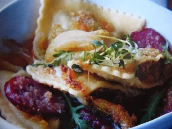 Maultaschen mit Rucola und Cabanossi - Rezept