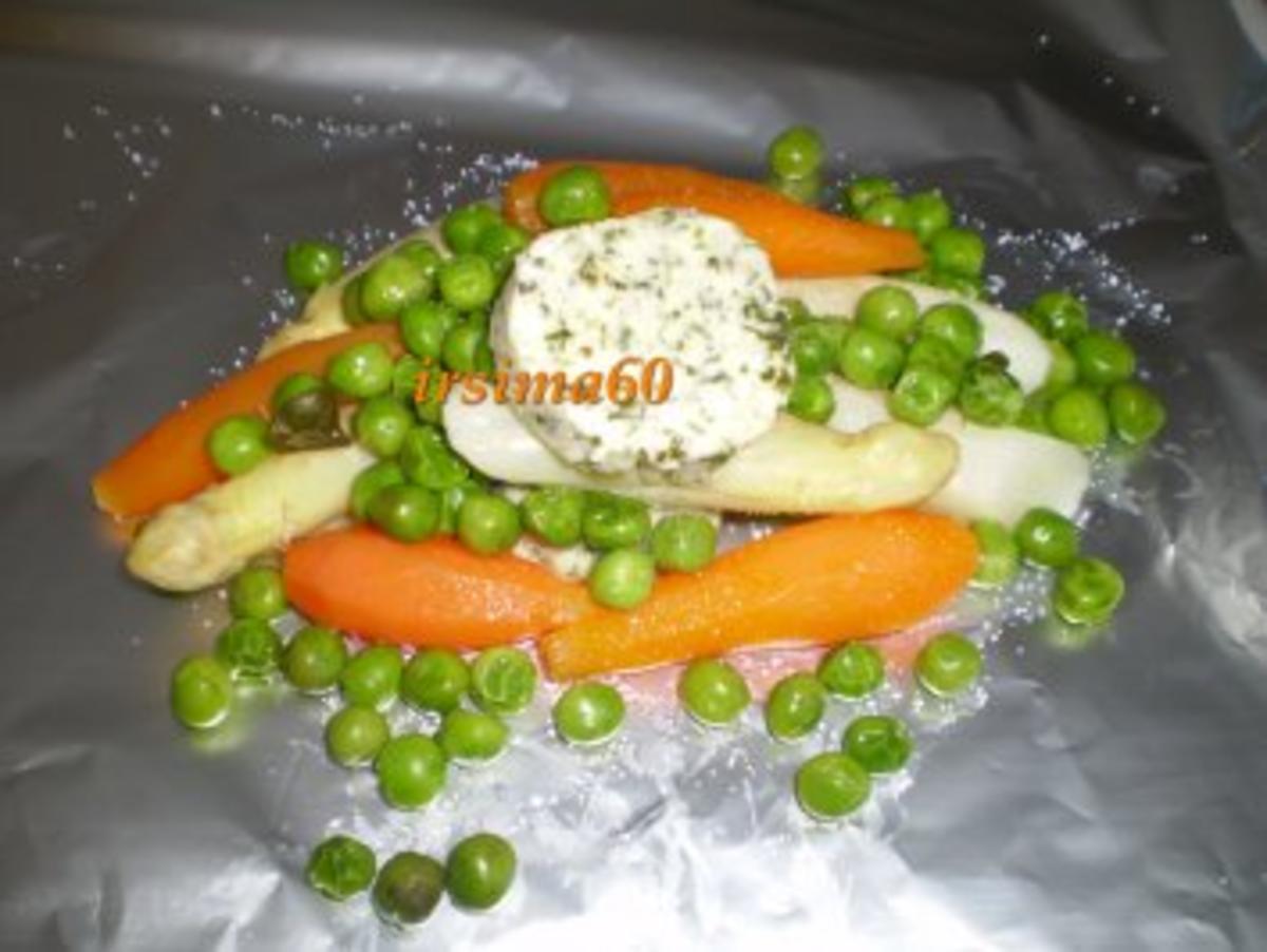  Gemüse mit Kräuterbutter en Papillote - Rezept - Bild Nr. 7