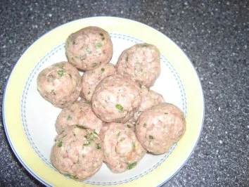 Rezept: Hackbällchen Bild Nr. 4 Hackbällchen - Rezept - Bild Nr. 4