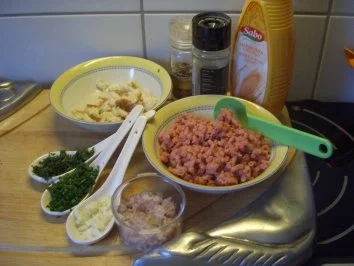 Rezept: Hackbällchen Bild Nr. 2 Hackbällchen - Rezept - Bild Nr. 2