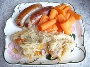 Hauptgerichte - Bratwurst mit Sauerkraut - Rezept