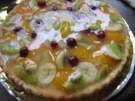 Obstkuchen mit Aprikosen- Bananen-Kiwi- Cranberrie - Rezept