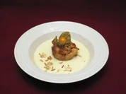 Rezept: Rhabarber-Ofenschlupfer mit Vanillesoรe Rhabarber-Ofenschlupfer mit Vanillesoรe - Rezept