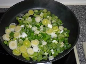 Rezept: Gedämpftes Seelachsfilet mit Lauch - Vanillesauce Bild Nr. 3 Gedämpftes Seelachsfilet mit Lauch - Vanillesauce - Rezept - Bild Nr. 3