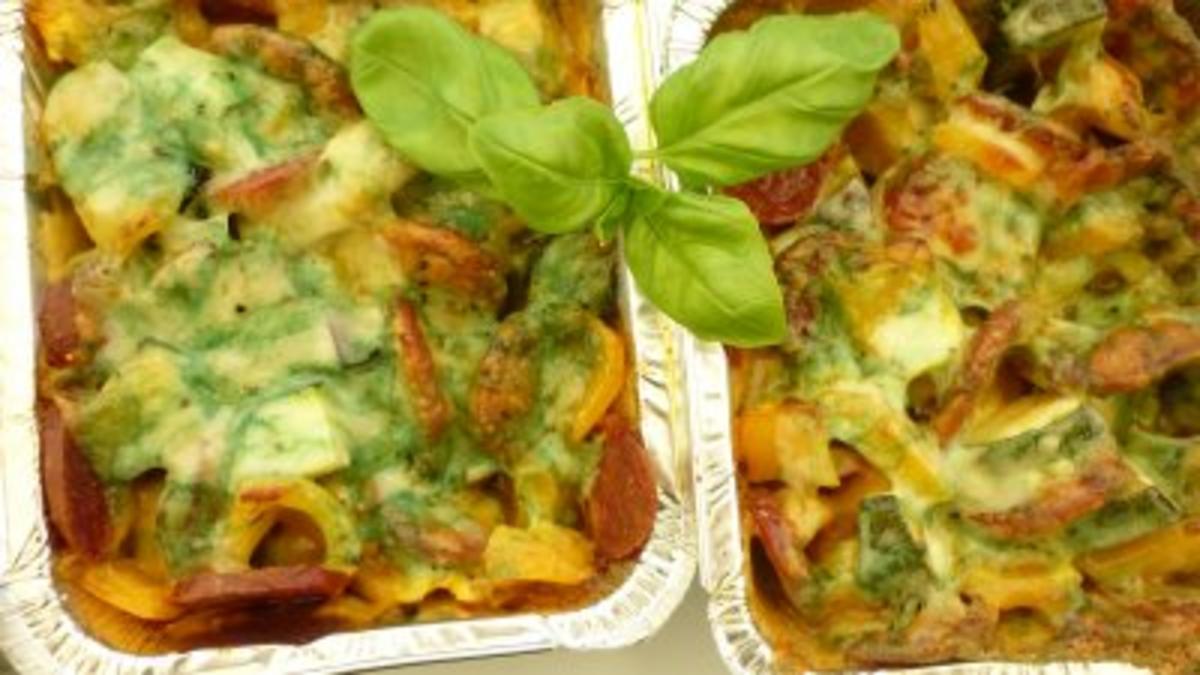 Rezept: American Spare Rib meets spanische Chorizo im Gemüsebett American Spare Rib meets spanische Chorizo im Gemüsebett - Rezept