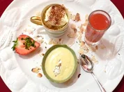 Variation von Creme anglaise mit Erdbeermark und Espressoparfait - Rezept