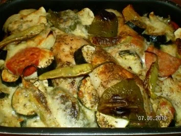 Hähnchenschlegel im Gemüsebett - Rezept - Bild Nr. 3